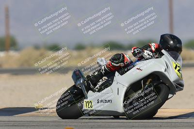 media/Oct-13-2025-Moto Forza (Mon) [[a66d839500]]/2-A Group/Session 3 (Turn 16)/